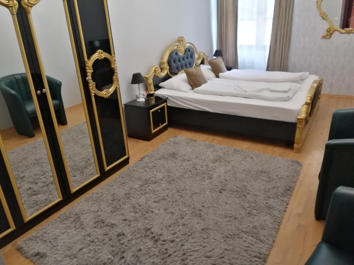 Korona Szallo Sárvár Dış mekan fotoğraf